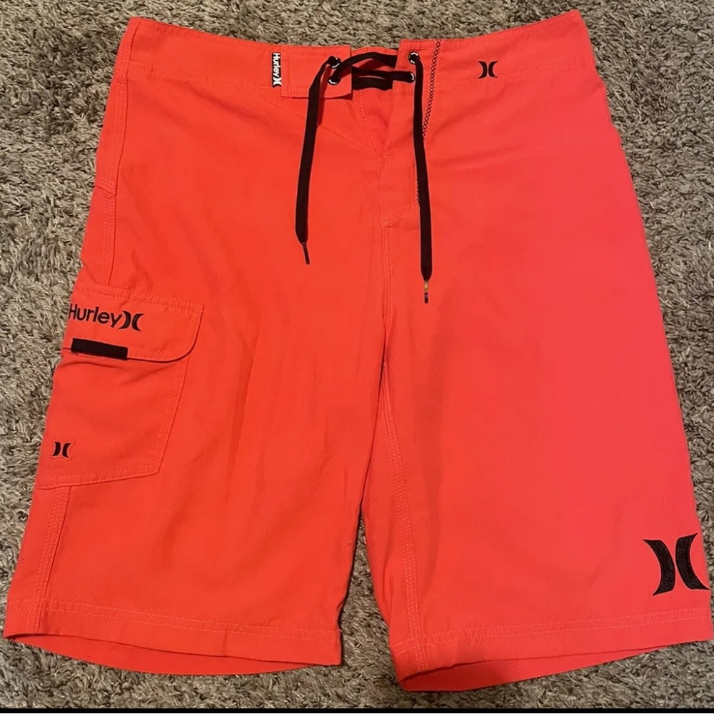 Hurley Men's Red Board Shorts Swim Trunks Size 30 with 9 inch inseam